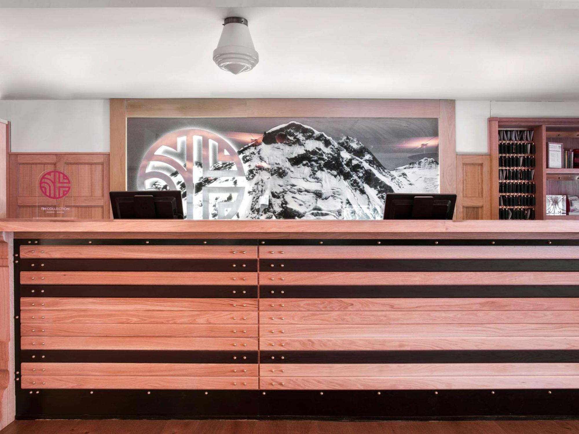 Nh Collection Madrid Suecia Hotel Luaran gambar Reception