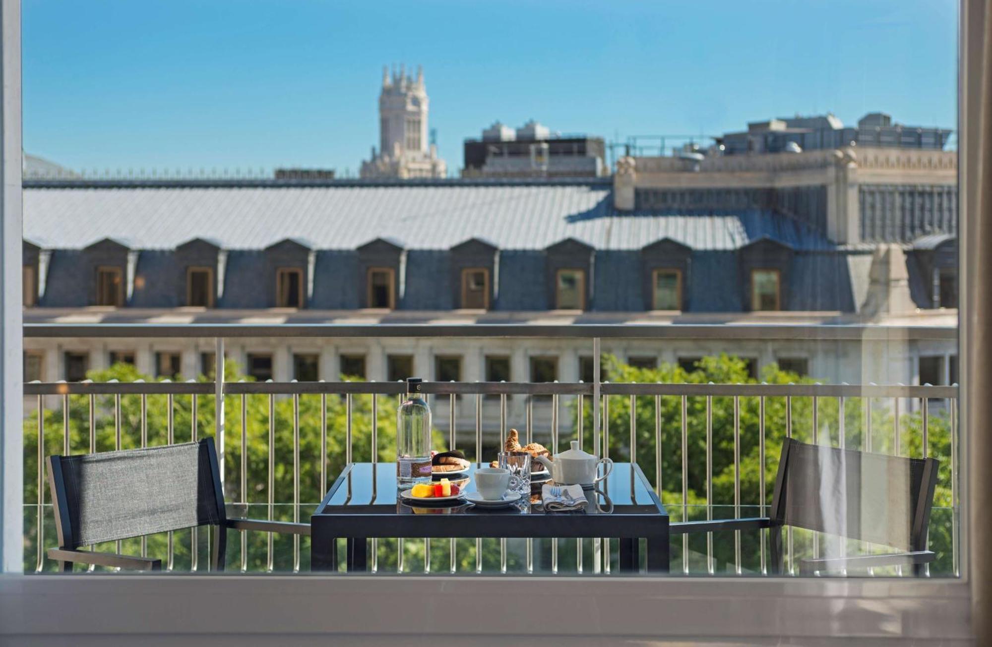 Nh Collection Madrid Suecia Hotel Luaran gambar The rooftop terrace